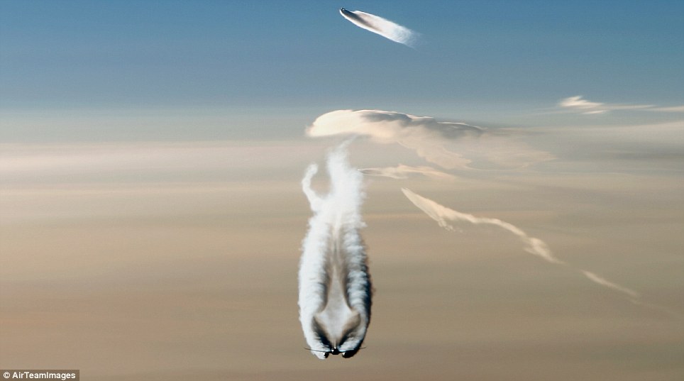 Plumage: The ice and water picked up when a plane passes through a cloud can become part of the vapour trail