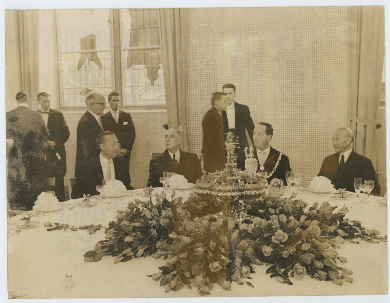 1962