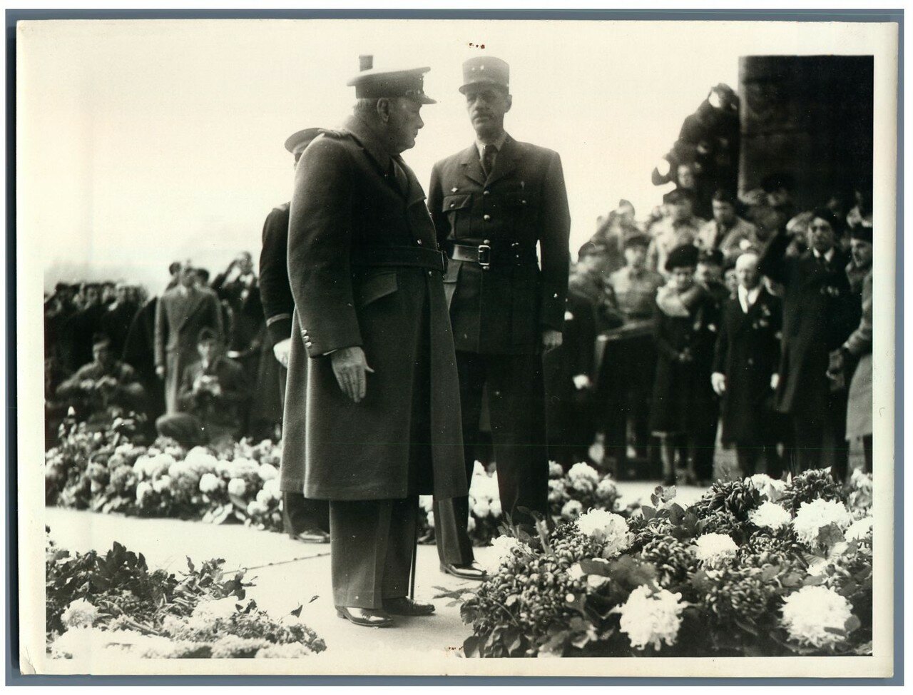 1944