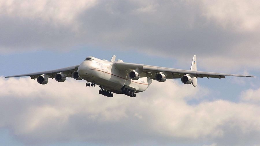 Самый большой грузовой самолет Ан 225 Мрия