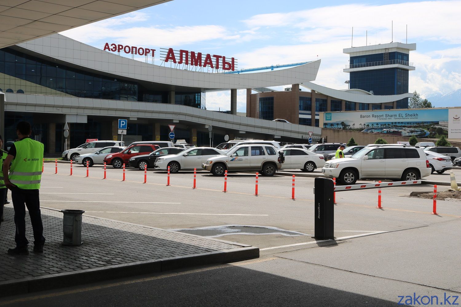 Новый терминал аэропорт Алматы. Терминал 2024. TAV Airports holding. Reliqa - Terminal 2024.