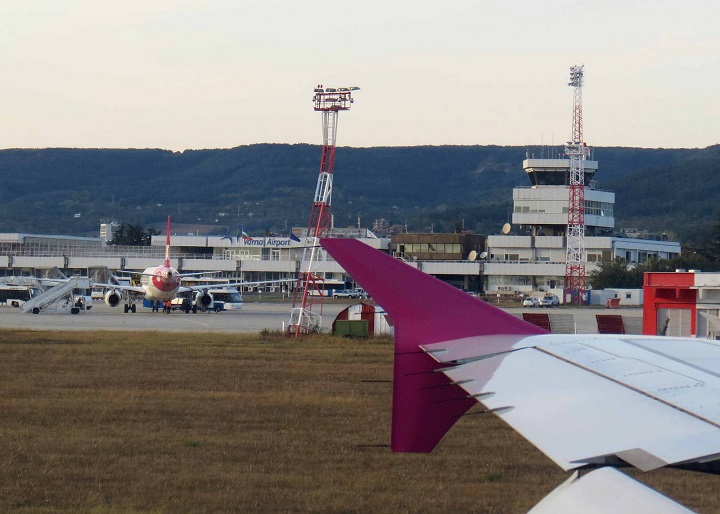 varna-f-WlNGS